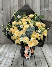 Букет цветов из:  Розы и Лизиантусы в Яшкино