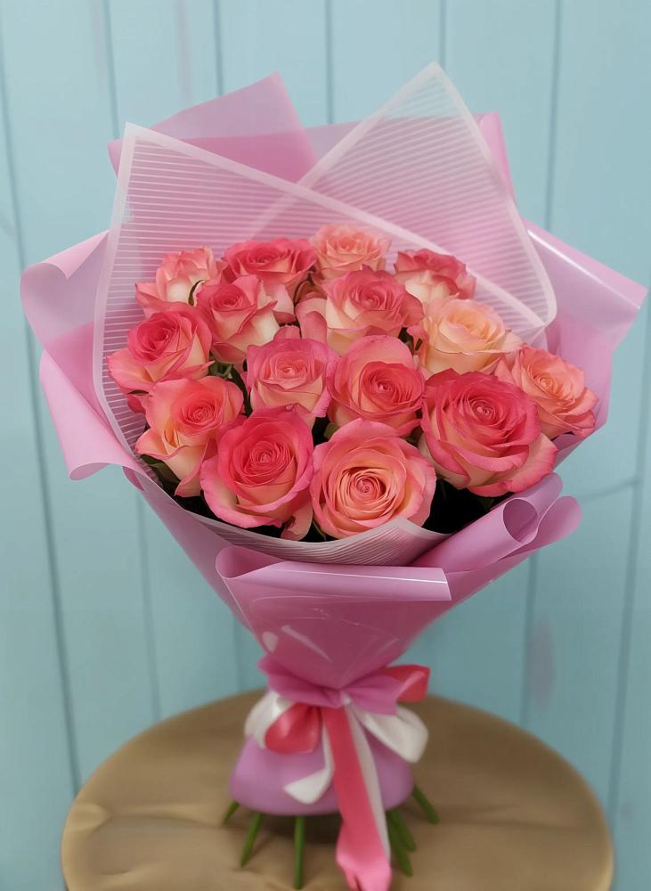Букет 15 Розовых роз Равель в Яшкино