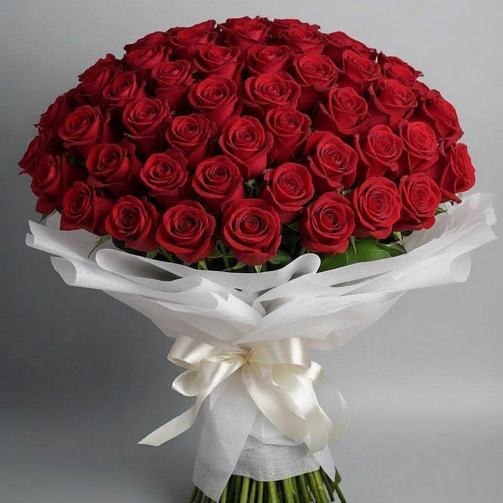 Букет 101 Красная роза Блэк Мэджик в Яшкино