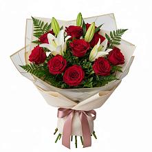 Букет цветов из:  Лилии и Розы в Яшкино