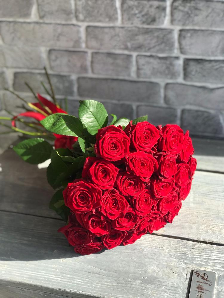 Букет Красные розы Фридом в Яшкино