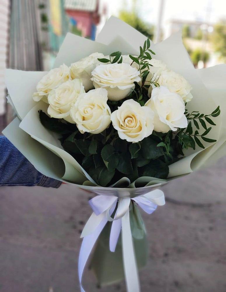 Букет Белые розы Проуд в Яшкино