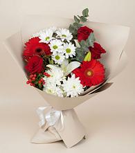 Букет цветов из:  Розы, Хризантемы, Герберы и Лилии в Яшкино