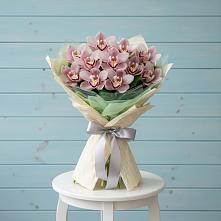 Букет цветов из:  Орхидеи и Розы в Яшкино
