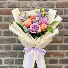 Букет цветов из:  Лизиантусы и Розы в Яшкино