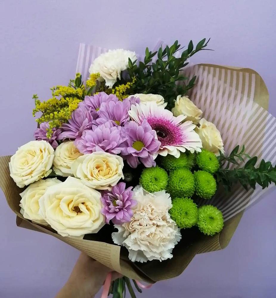 Букет цветов из: Хризантемы, Розы, Гвоздики и Герберы в Яшкино