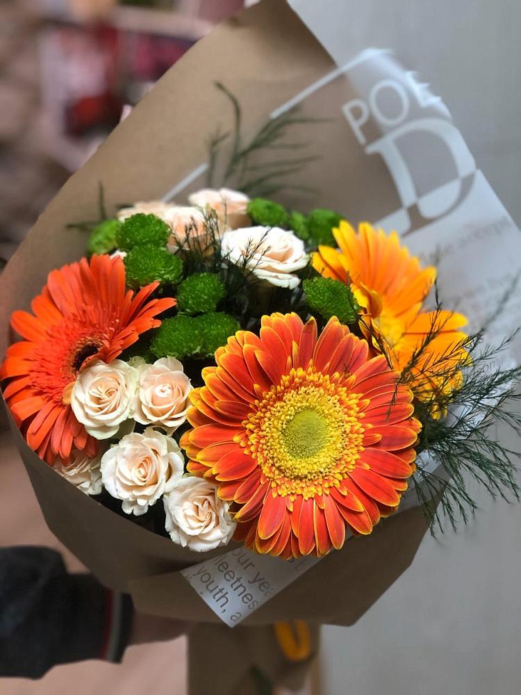 Букет цветов из: Герберы, Хризантемы и Розы в Яшкино